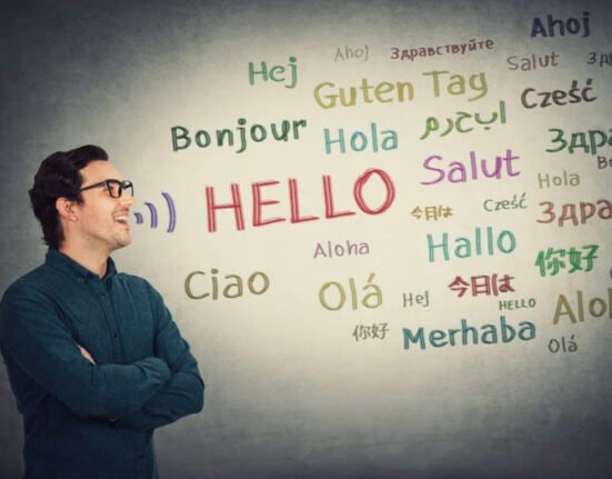 Empowering Expat Families: Navigating Language Learning Together