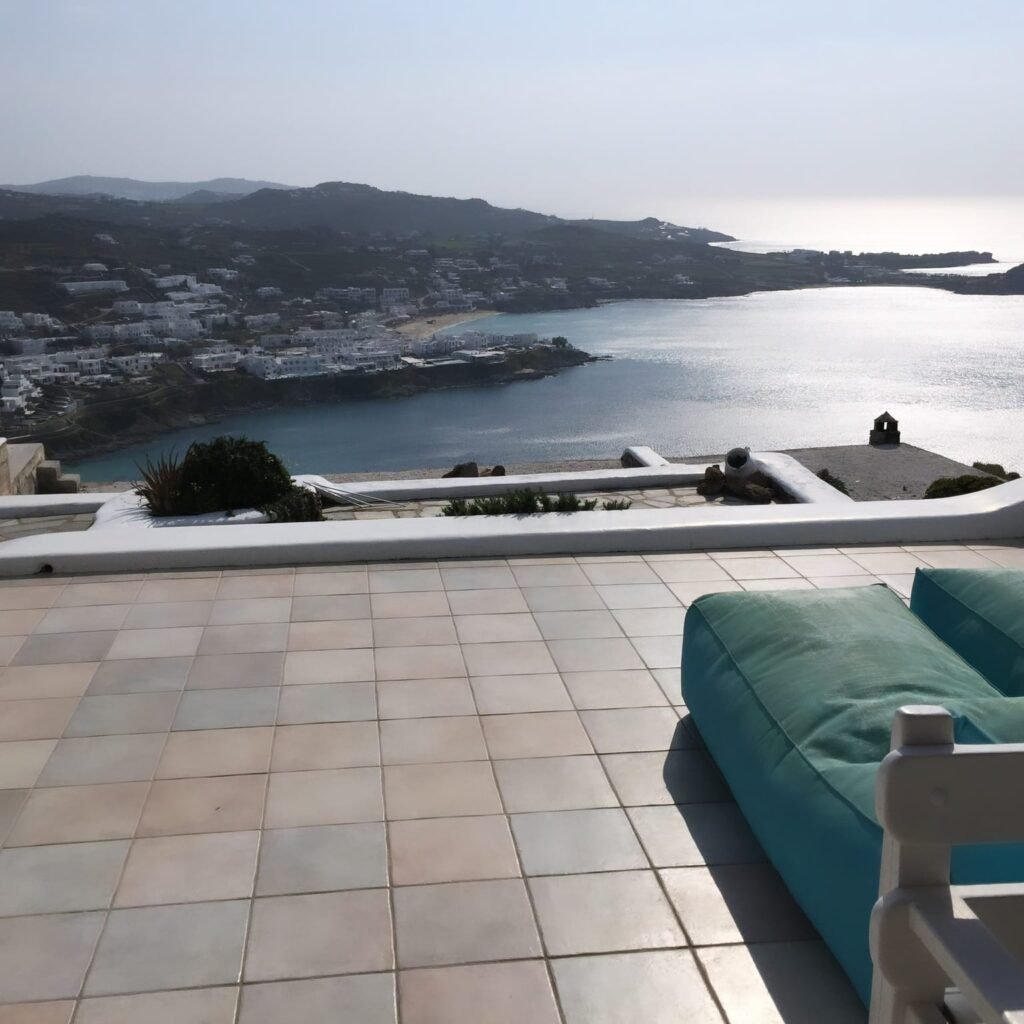 Luxury Villa in Agios Lazaros, Psarou, Mykonos, Delta Prime Properties, Xpat.GR