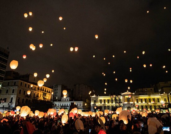 "Night of Wishes" Kotzia Square, Christmas Eve 2024, expats greece