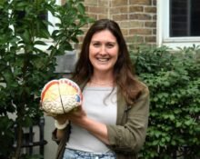 "Bilingualism delays Alzheimer’s". Kristina Coulter, Concordia University, Bilingualism Altzheimer's