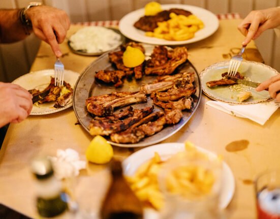 Eating at traditional greek taverns