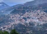 View of Metsovo’s mountain architecture set against alpine landscapes.