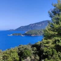 living in Greece as a retiree, Greece for retirees, retiring abroad in Greece, Greece retirement guide, cost of living in Greece for retirees, healthcare in Greece for expats, Expats Greece, Move to Greece