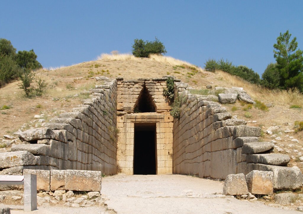 Treasury of Atreus (Tomb of Agamemnon), Mycenae (c. 1300–1250 BCE)