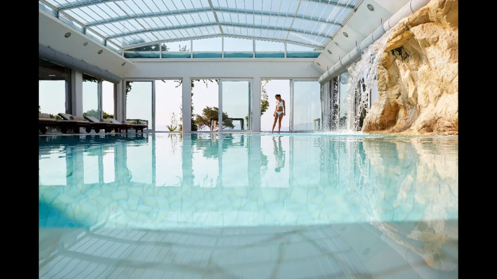 Hydra Beach Resort, Easter