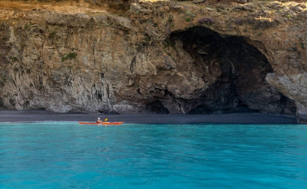 4-Day Sea Kayak Expedition in South West Crete