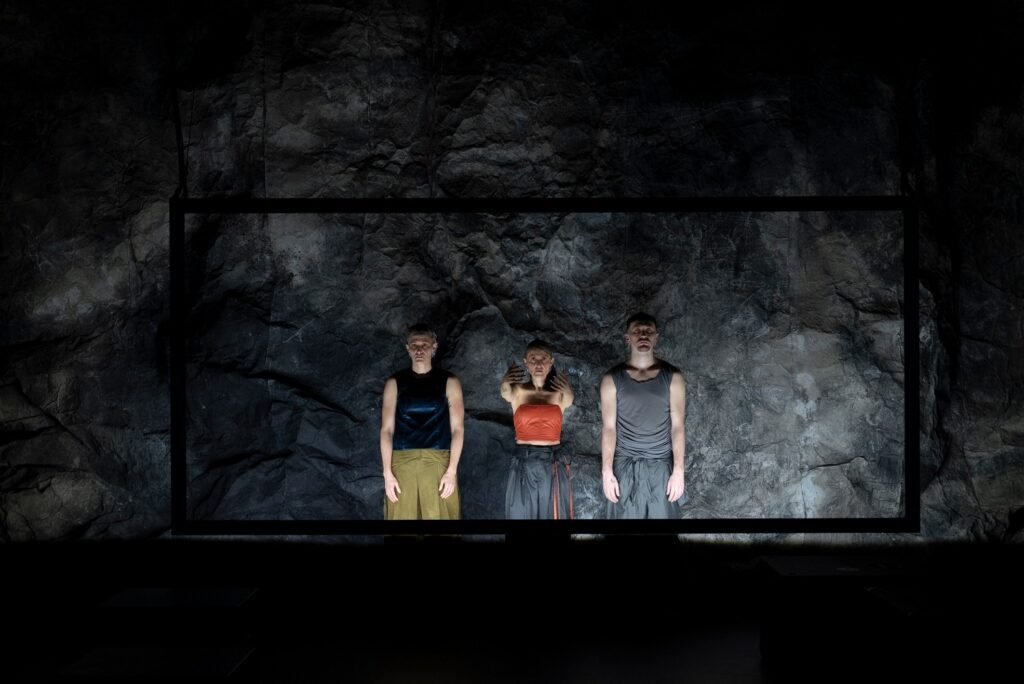 Stage scene from Mercury Rising by Jefta van Dinther.