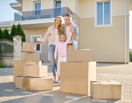 moving home to or from Greece