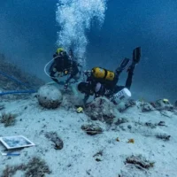 Underwater archaeologists investigating Shipwreck No. 15 at Fournoi Korseon