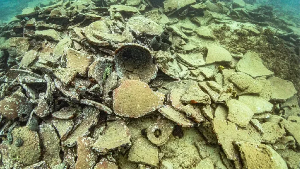 Broken pithoi and ceramic vessels at the Kikynthos Byzantine shipwreck