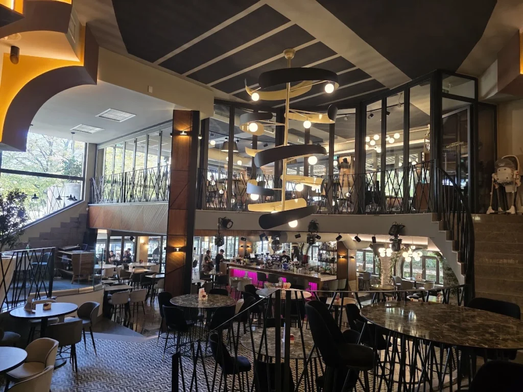 Interior of Katarraktes Estiatorio-Kafe near Edessa Waterfall Park