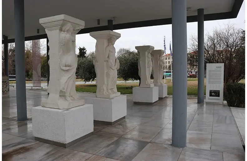 Full-size replicas of Las Incantadas at the Archaeological Museum of Thessaloniki