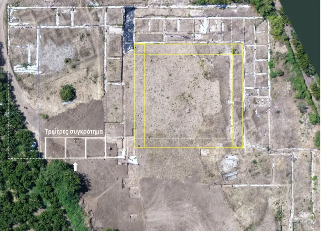 Aerial plan showing the palaestra, teaching area and three-part complex at the Royal Gymnasium of ancient Mieza.